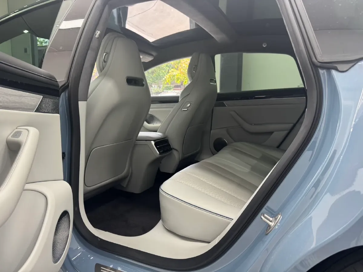 2024 Luxeed S7 BEV 82KWH,autocango,china used car exporter,china ev exporter,chinese used car exporter,chinese used ev exporter