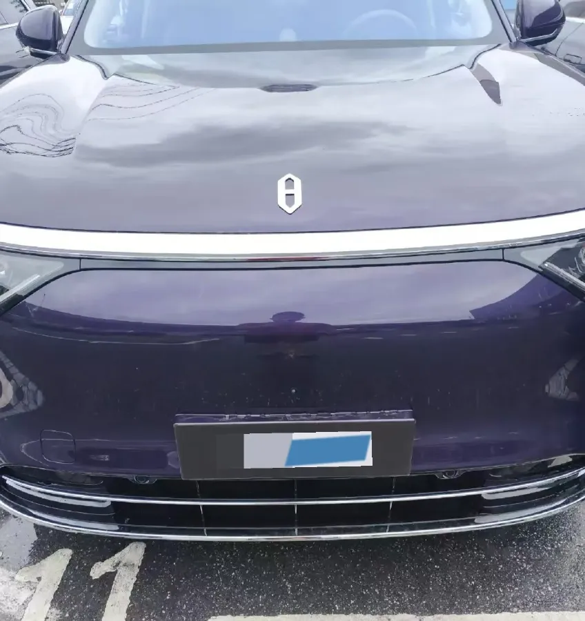 2025 AITO AITO M8 REEV 160HP REEV 53.4KWH,autocango,china used car exporter,china ev exporter,chinese used car exporter,chinese used ev exporter