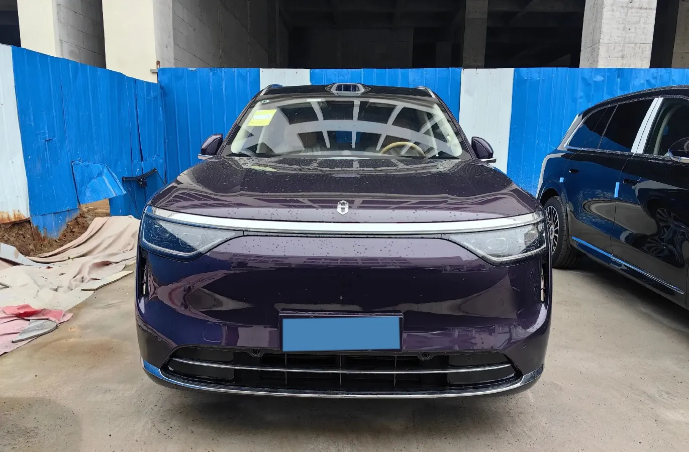 2025 AITO AITO M8 REEV 160HP REEV 53.4KWH,autocango,china used car exporter,china ev exporter,chinese used car exporter,chinese used ev exporter