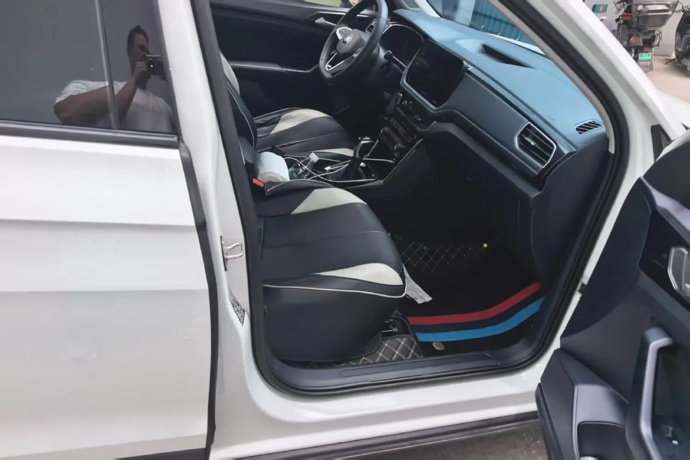 2025 Volkswagen Tharu 1.5T 160HP L4 7DCT,autocango,china used car exporter,china ev exporter,chinese used car exporter,chinese used ev exporter