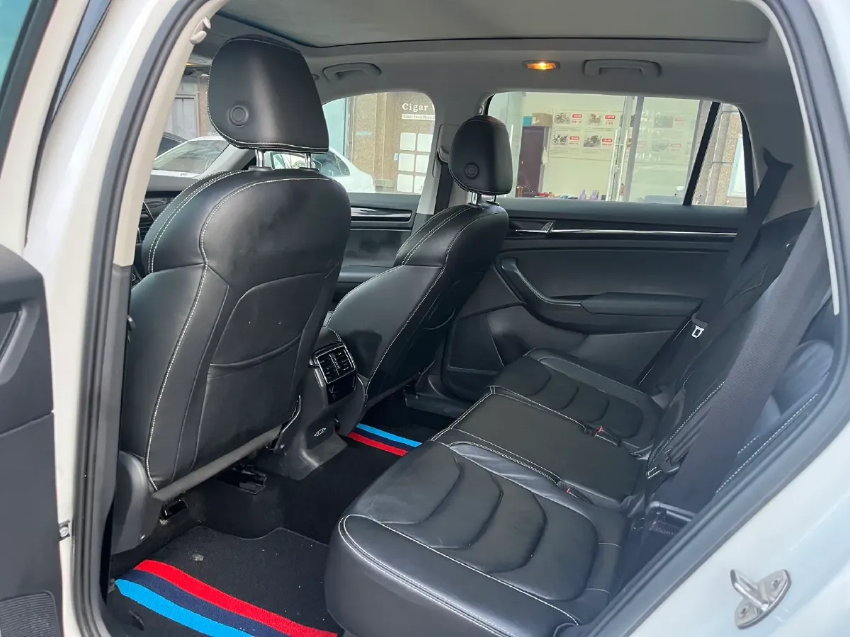 2018 Skoda Kodiak 2.0T 186HP L4 7DCT,autocango,china used car exporter,china ev exporter,chinese used car exporter,chinese used ev exporter