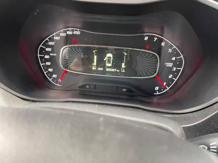 2016 BaoJun 730 1.5L 112HP L4 5MT,autocango,china used car exporter,china ev exporter,chinese used car exporter,chinese used ev exporter
