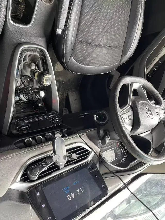 2016 BaoJun 730 1.5L 112HP L4 5MT,autocango,china used car exporter,china ev exporter,chinese used car exporter,chinese used ev exporter