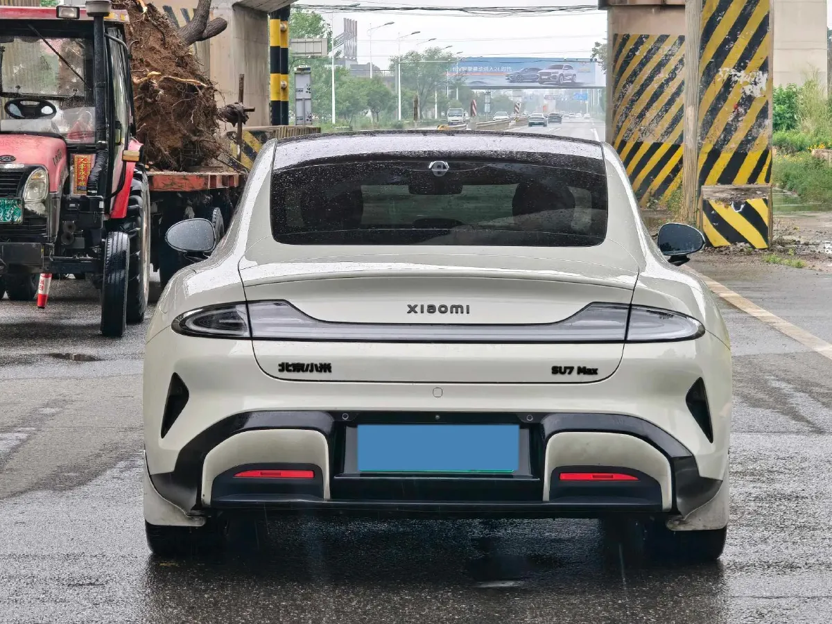 2024 MI SU7 BEV 101KWH,autocango,china used car exporter,china ev exporter,chinese used car exporter,chinese used ev exporter
