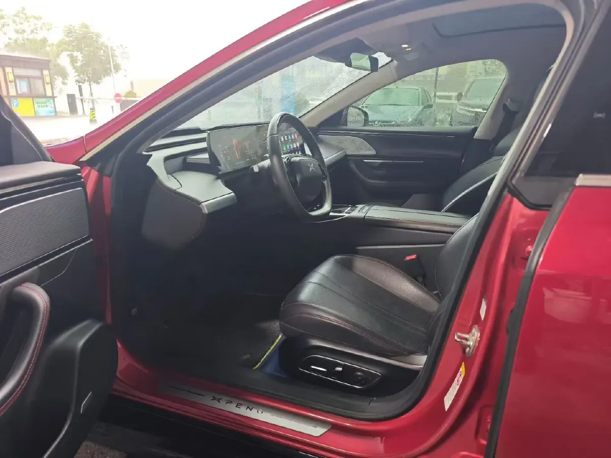 2020 DS 7 1.6T 215HP L4 8AT,autocango,china used car exporter,china ev exporter,chinese used car exporter,chinese used ev exporter