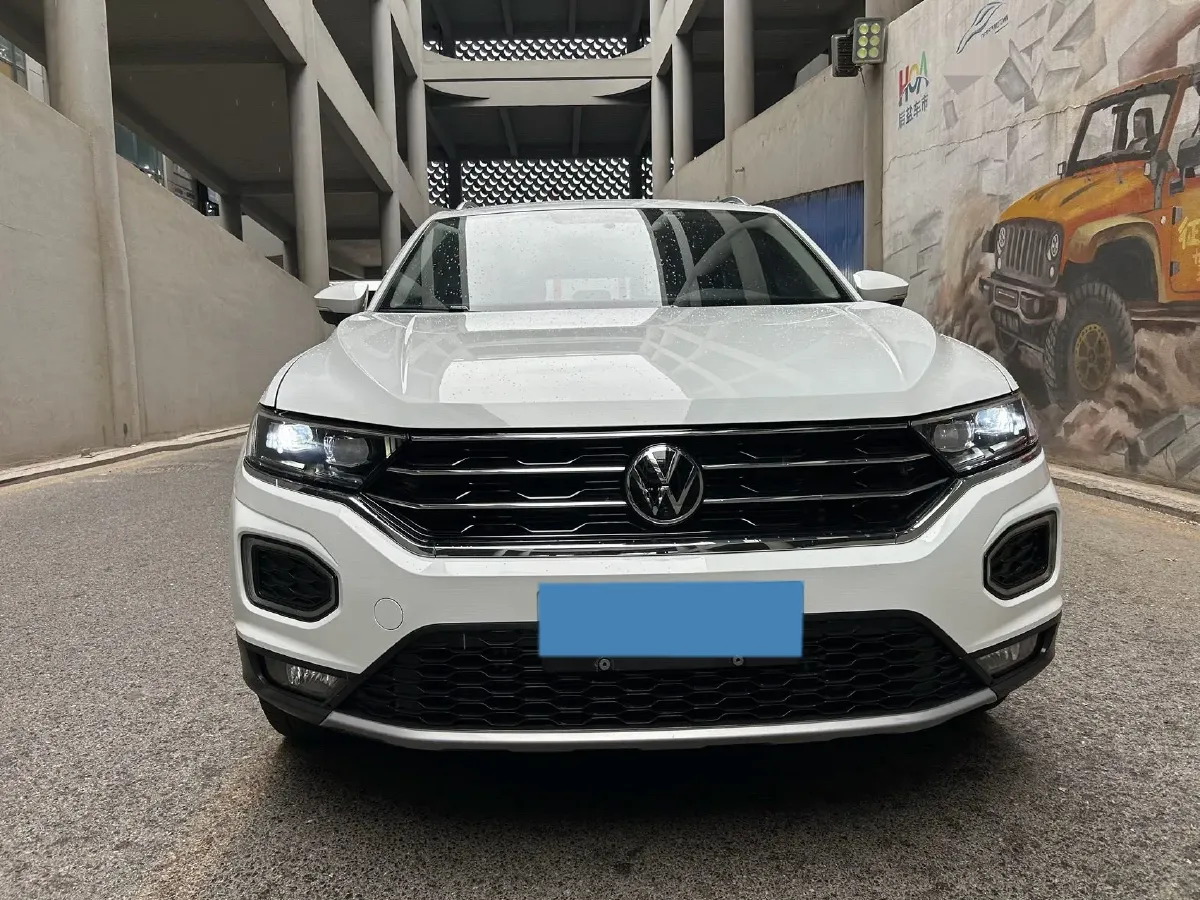 2022 Volkswagen T-Roc 1.4T 150HP L4 7DCT,autocango,china used car exporter,china ev exporter,chinese used car exporter,chinese used ev exporter