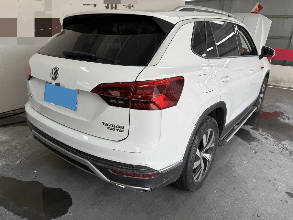 2019 MINI CLUBMAN 1.5T 102HP L3 6AT,autocango,china used car exporter,china ev exporter,chinese used car exporter,chinese used ev exporter