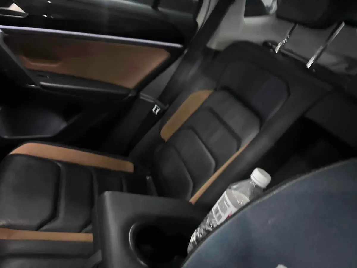 2019 MINI CLUBMAN 1.5T 102HP L3 6AT,autocango,china used car exporter,china ev exporter,chinese used car exporter,chinese used ev exporter