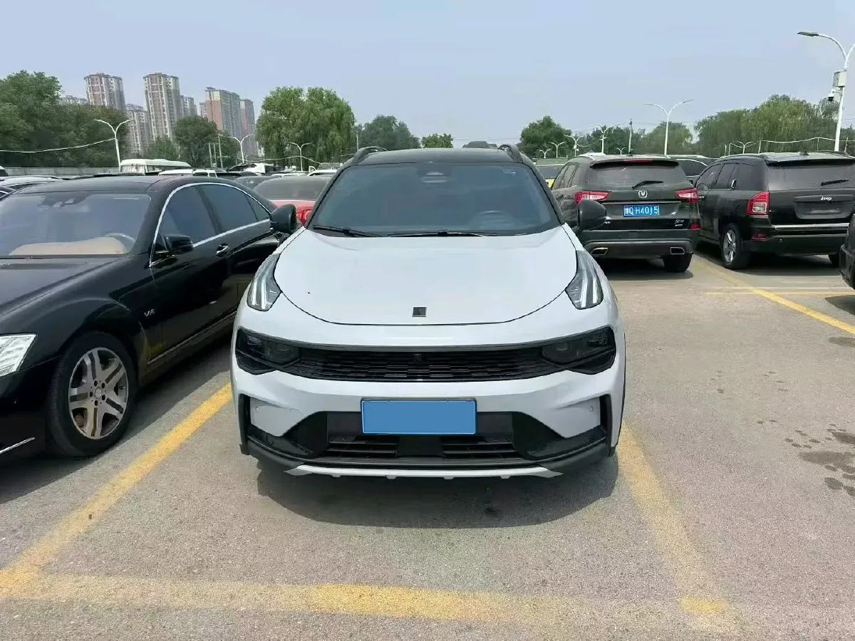 2022 Isuzu Mu-X 2.0T 220HP L4 8AT,autocango,china used car exporter,china ev exporter,chinese used car exporter,chinese used ev exporter