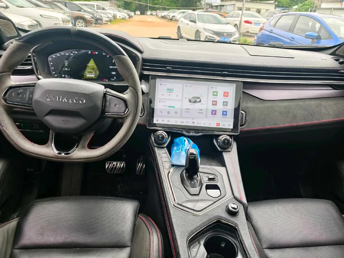 2020 LYNK&CO 05 2.0T 254HP L4 8AT,autocango,china used car exporter,china ev exporter,chinese used car exporter,chinese used ev exporter