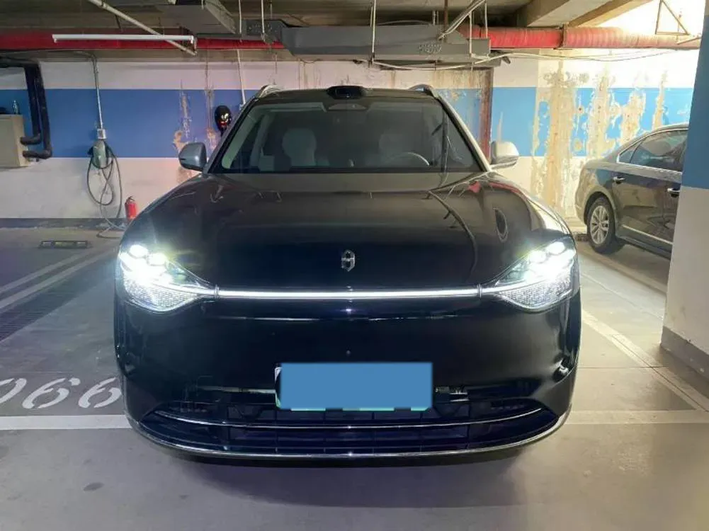 2024 AITO AITO M9 1.5T 152HP L4 REEV 42KWH,autocango,china used car exporter,china ev exporter,chinese used car exporter,chinese used ev exporter