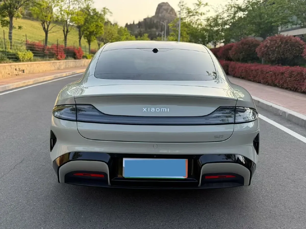 2024 MI SU7 BEV 73.6KWH,autocango,china used car exporter,china ev exporter,chinese used car exporter,chinese used ev exporter