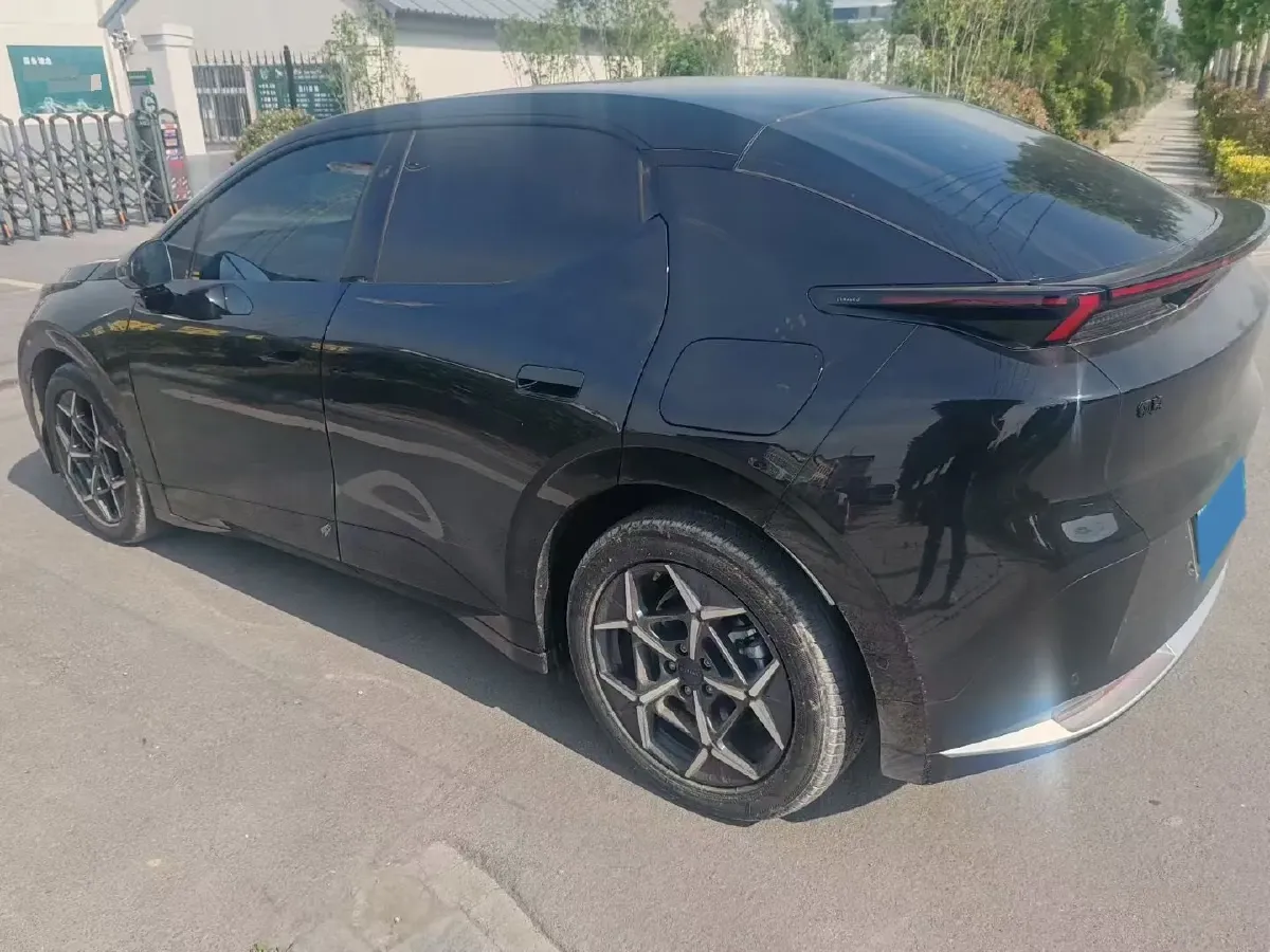 2025 ChangAn Hunter 2.0T 190HP L4 REEV,autocango,china used car exporter,china ev exporter,chinese used car exporter,chinese used ev exporter