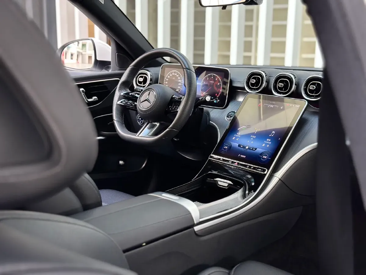 2025 AITO AITO M9 REEV 160HP REEV 52KWH,autocango,china used car exporter,china ev exporter,chinese used car exporter,chinese used ev exporter