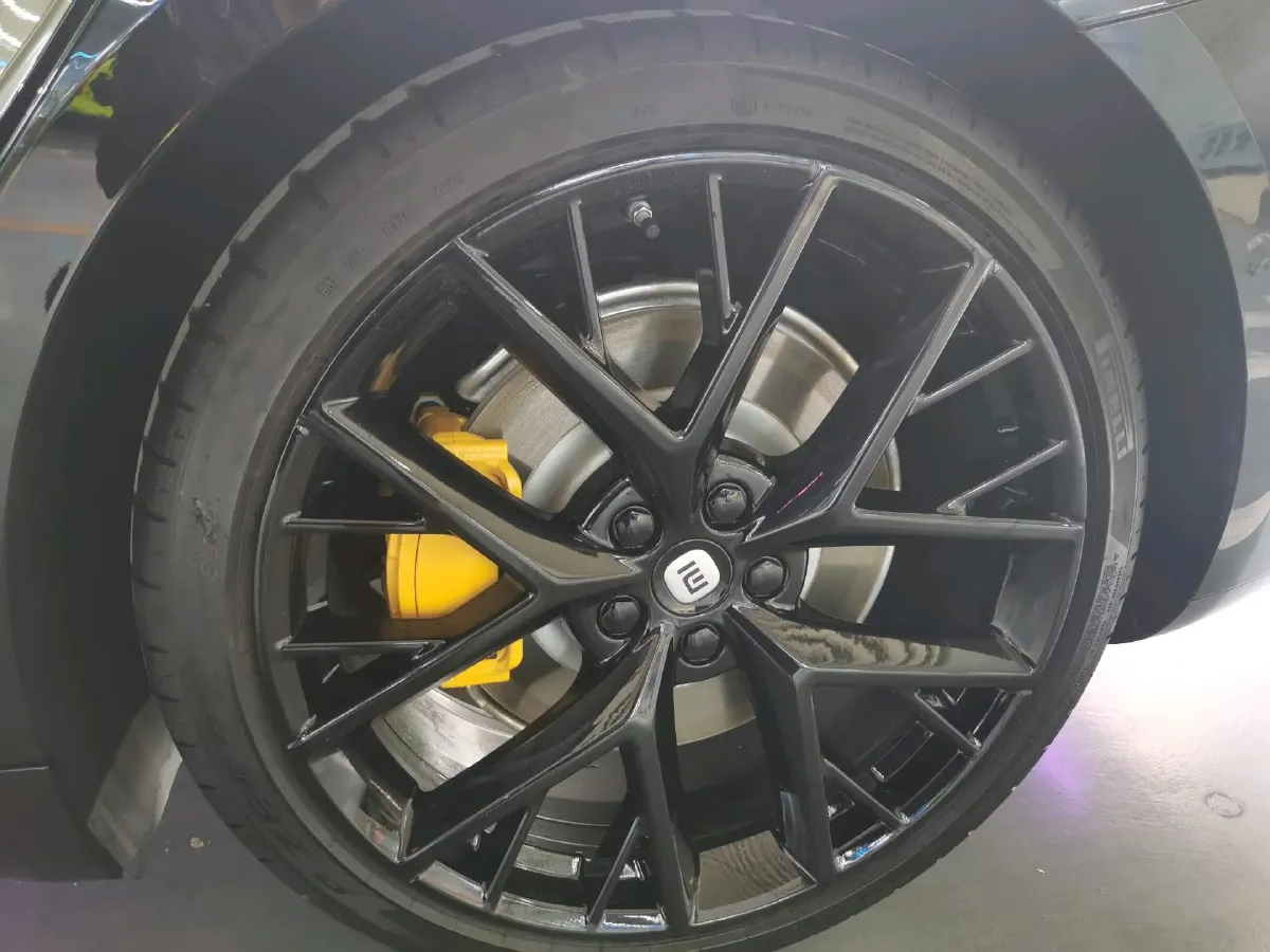2024 MI SU7 BEV 101KWH,autocango,china used car exporter,china ev exporter,chinese used car exporter,chinese used ev exporter
