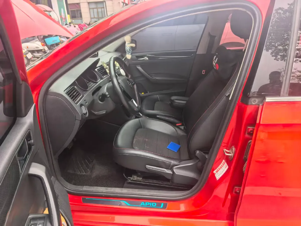 2018 Skoda Rapid Spaceback 1.6L 110HP L4 6AT,autocango,china used car exporter,china ev exporter,chinese used car exporter,chinese used ev exporter