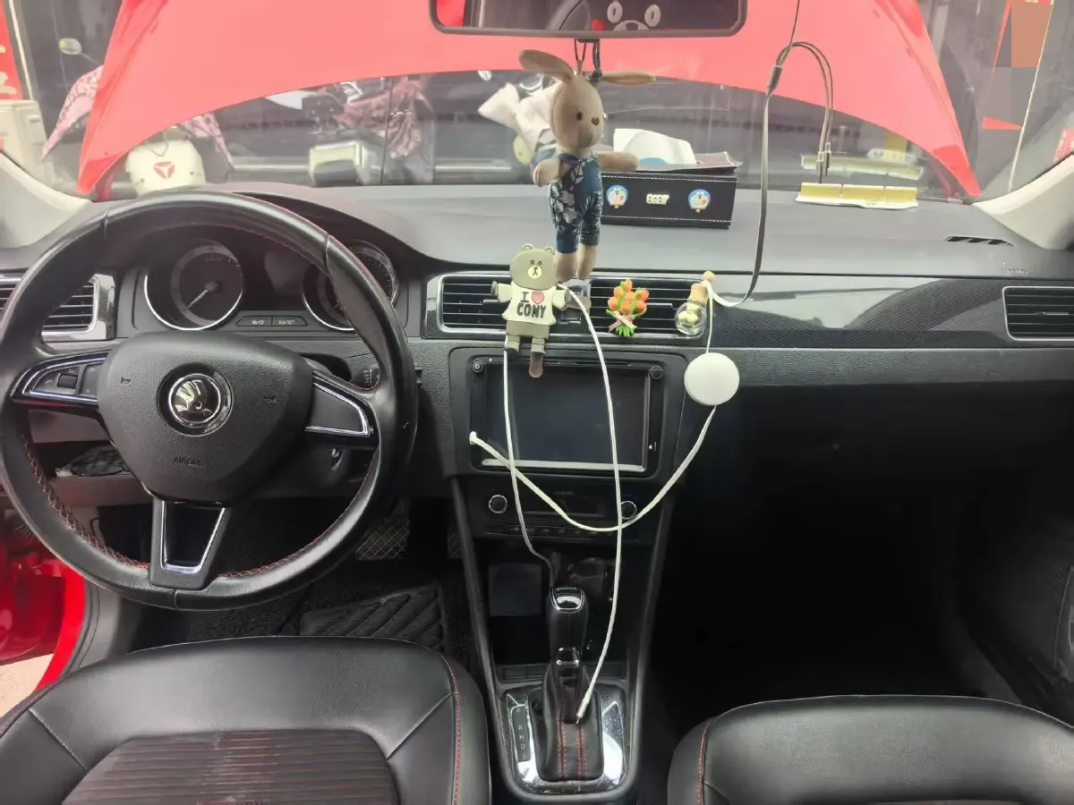 2018 Skoda Rapid Spaceback 1.6L 110HP L4 6AT,autocango,china used car exporter,china ev exporter,chinese used car exporter,chinese used ev exporter