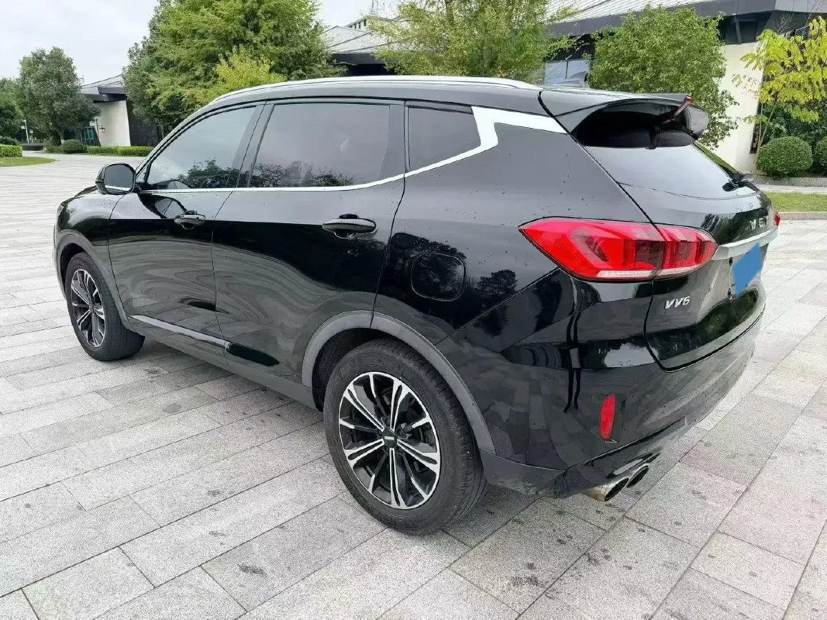 2021 WEY VV6 2.0T 227HP L4 7DCT,autocango,china used car exporter,china ev exporter,chinese used car exporter,chinese used ev exporter