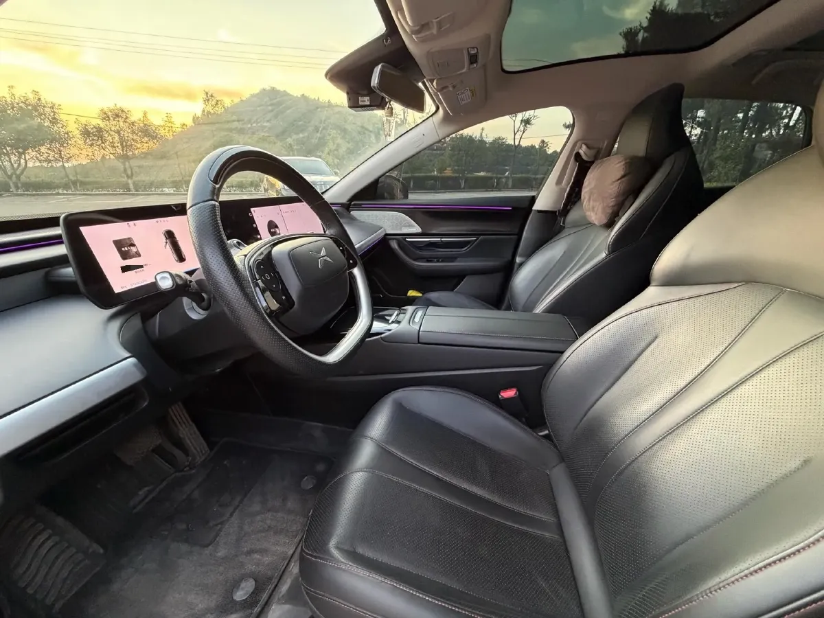 2020 DS 7 1.6T 215HP L4 8AT,autocango,china used car exporter,china ev exporter,chinese used car exporter,chinese used ev exporter