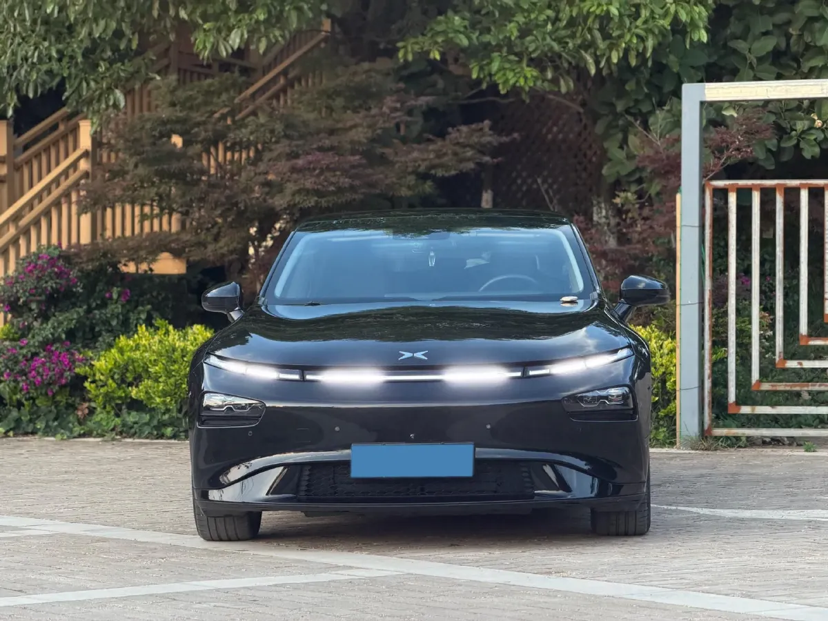 2020 DS 7 1.6T 215HP L4 8AT,autocango,china used car exporter,china ev exporter,chinese used car exporter,chinese used ev exporter