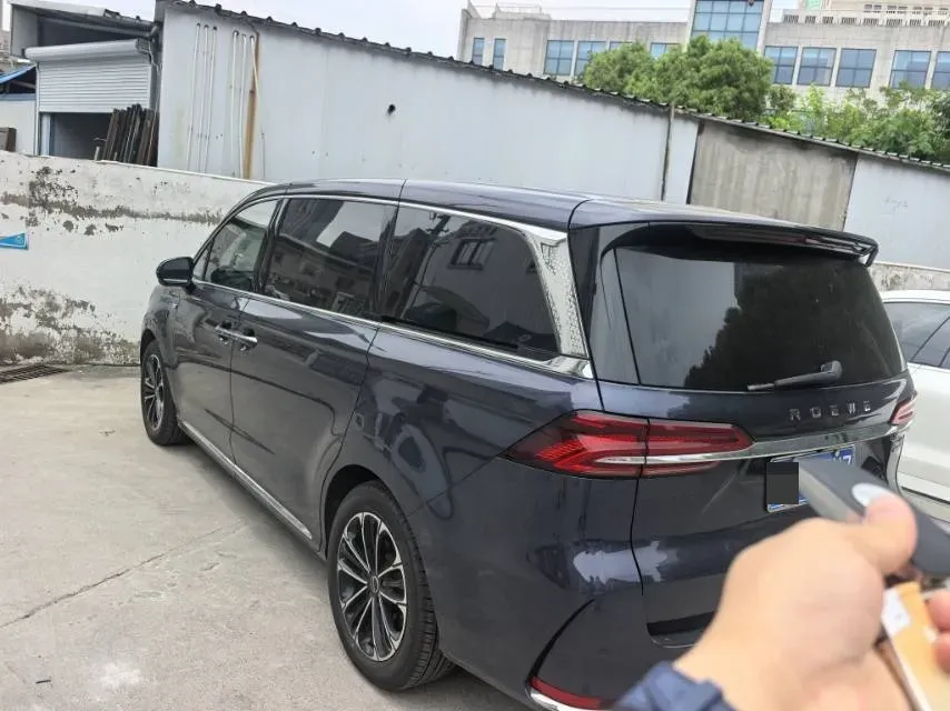 2021 Roewe iMAX8 2.0T 234HP L4 8AT,autocango,china used car exporter,china ev exporter,chinese used car exporter,chinese used ev exporter