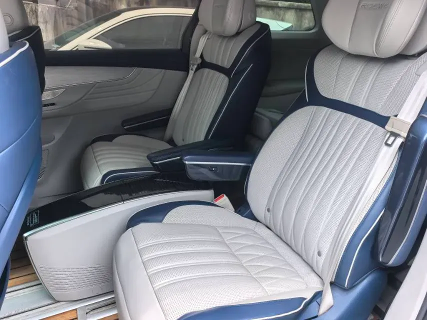 2021 Roewe iMAX8 2.0T 234HP L4 8AT,autocango,china used car exporter,china ev exporter,chinese used car exporter,chinese used ev exporter