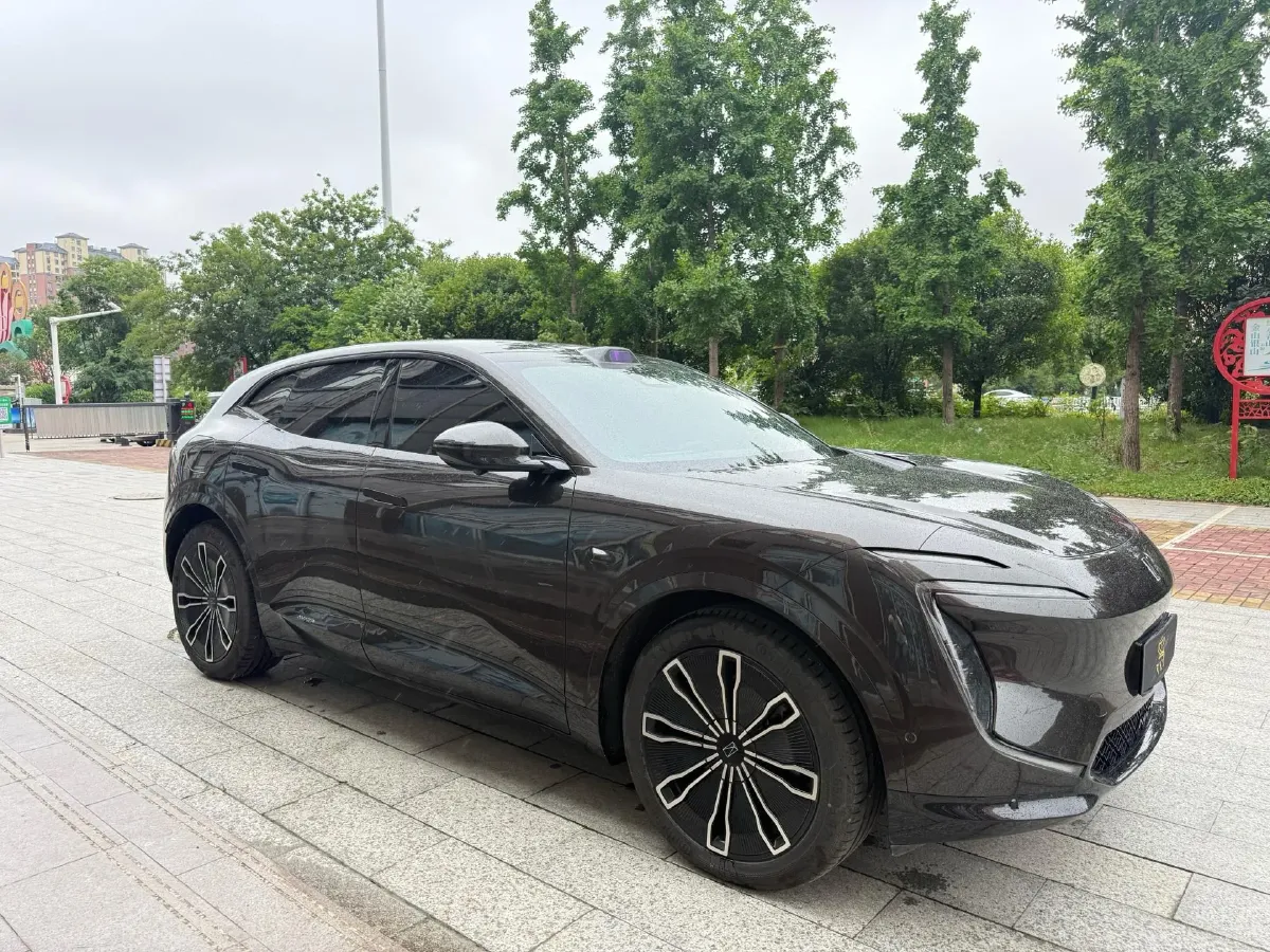 2024 Avatr 07 1.5T 156HP L4 REEV 39.05KWH,autocango,china used car exporter,china ev exporter,chinese used car exporter,chinese used ev exporter
