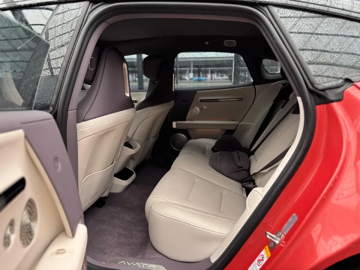 2025 Avatr 06 REEV 156HP REEV,autocango,china used car exporter,china ev exporter,chinese used car exporter,chinese used ev exporter