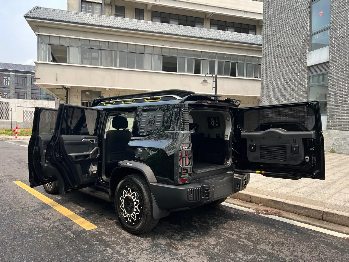 2023 Jetour Traveller 2.0T 254HP L4 7DCT,autocango,china used car exporter,china ev exporter,chinese used car exporter,chinese used ev exporter