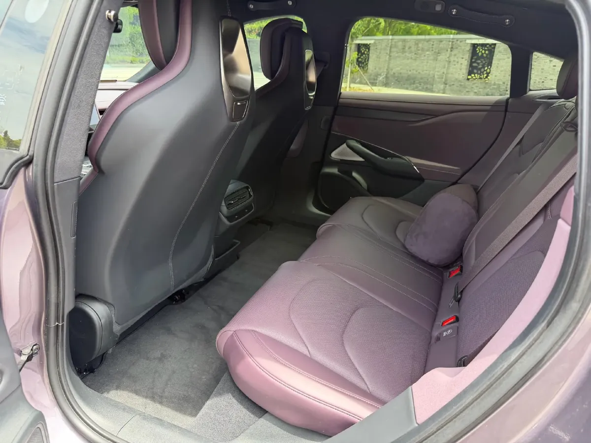 2024 MI SU7 BEV 101KWH,autocango,china used car exporter,china ev exporter,chinese used car exporter,chinese used ev exporter