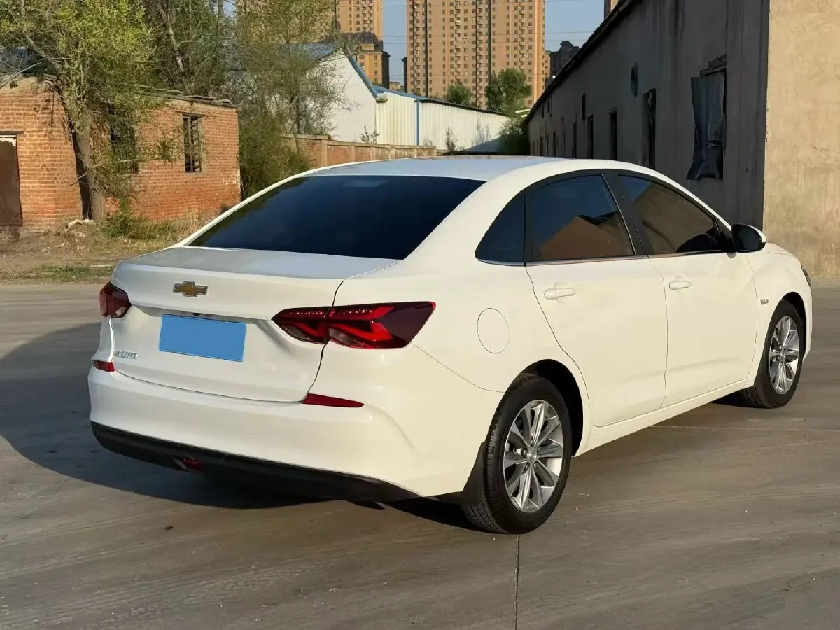 2022 Chevrolet Monza 1.5L 113HP L4 6AT,autocango,china used car exporter,china ev exporter,chinese used car exporter,chinese used ev exporter