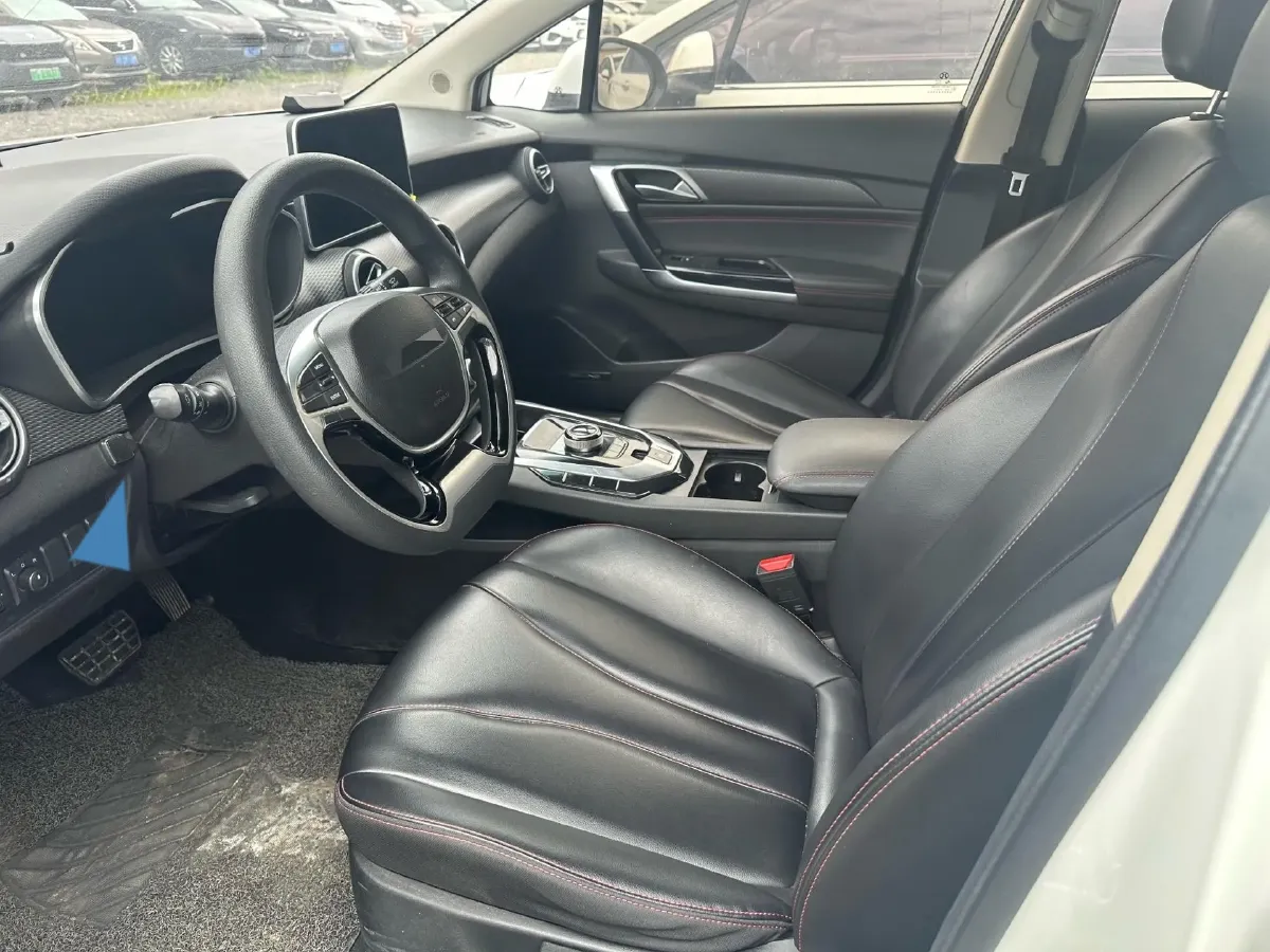 2022 Bestune B70 2.0T 224HP L4 6AT,autocango,china used car exporter,china ev exporter,chinese used car exporter,chinese used ev exporter