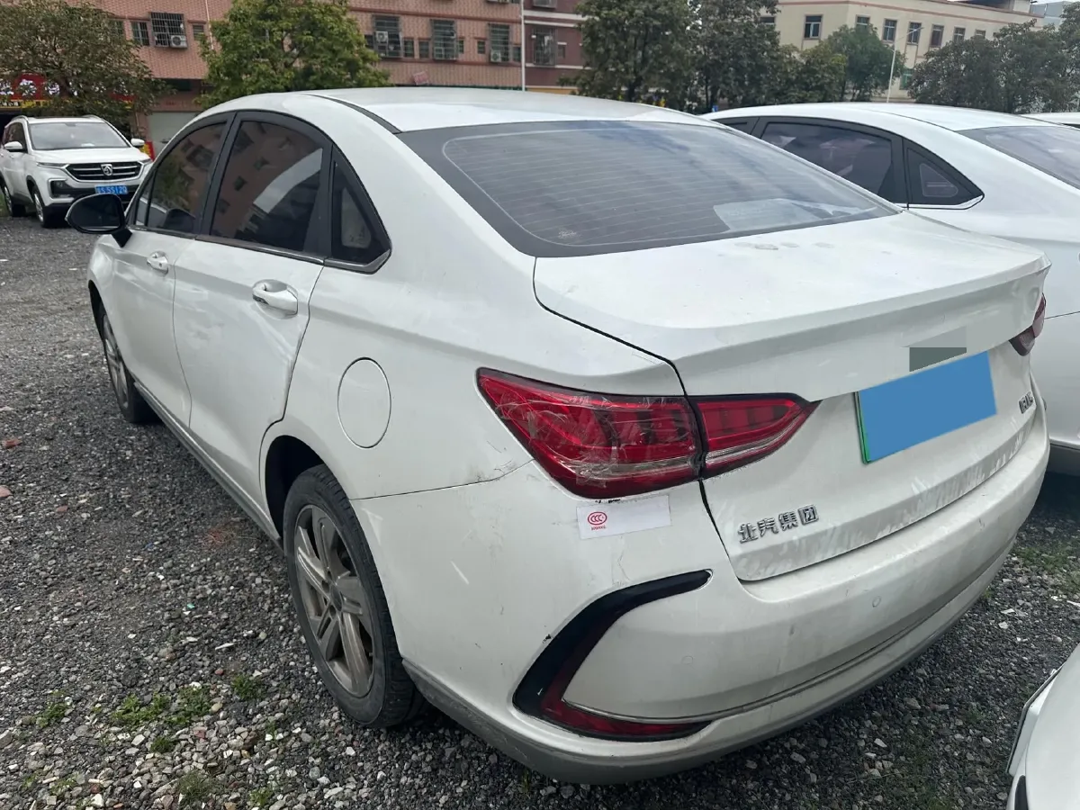 2022 Bestune B70 2.0T 224HP L4 6AT,autocango,china used car exporter,china ev exporter,chinese used car exporter,chinese used ev exporter