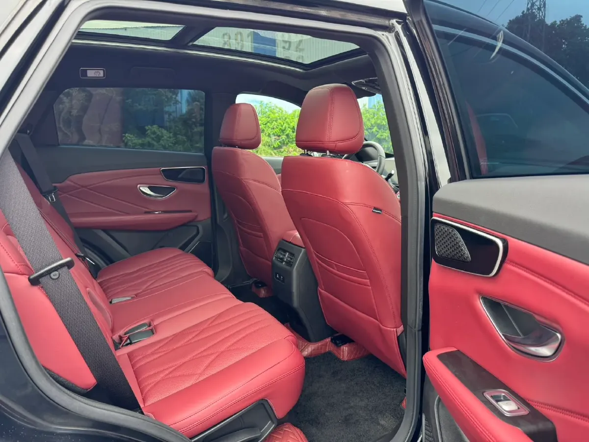 2025 Jetour X70 Plus 1.5T 184HP L4 7DCT,autocango,china used car exporter,china ev exporter,chinese used car exporter,chinese used ev exporter