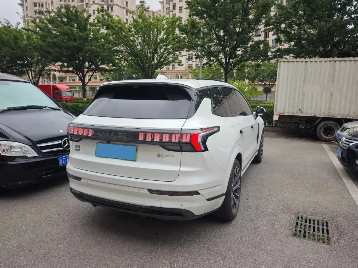 2023 LYNK&CO 09 EM-P 2.0T 254HP L4 3DHT PHEV 40.1KWH,autocango,china used car exporter,china ev exporter,chinese used car exporter,chinese used ev exporter