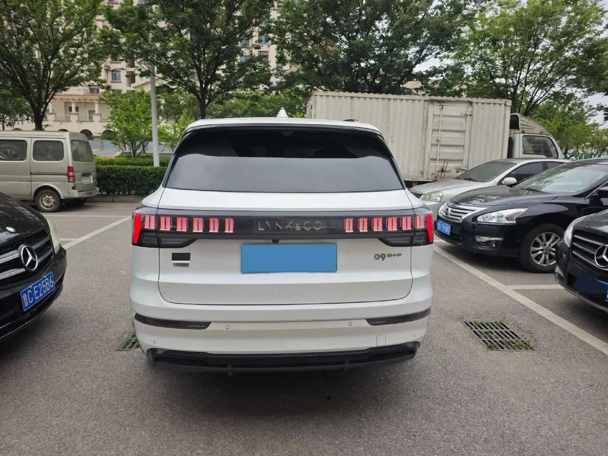 2023 LYNK&CO 09 EM-P 2.0T 254HP L4 3DHT PHEV 40.1KWH,autocango,china used car exporter,china ev exporter,chinese used car exporter,chinese used ev exporter