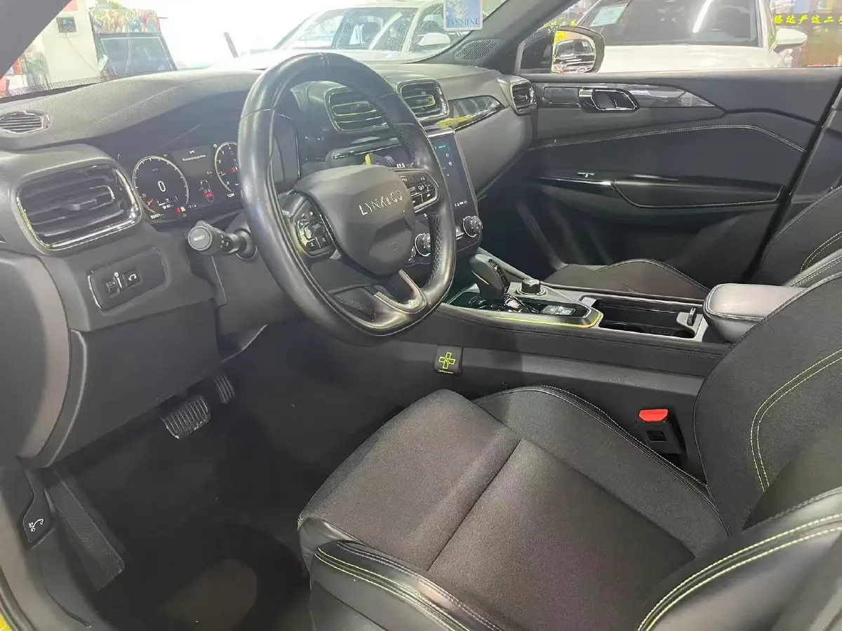 2019 LYNK&CO 03 2.0T 254HP L4 8AT,autocango,china used car exporter,china ev exporter,chinese used car exporter,chinese used ev exporter