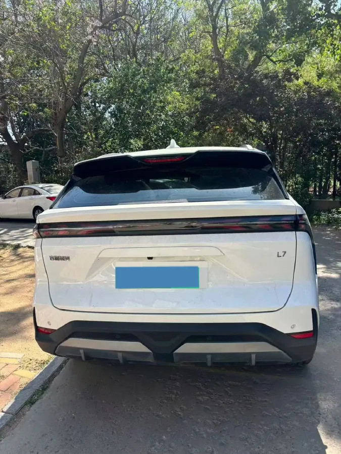 2024 Geely Galaxy L7 1.5T 163HP L4 3DHT PHEV 18.7KWH,autocango,china used car exporter,china ev exporter,chinese used car exporter,chinese used ev exporter