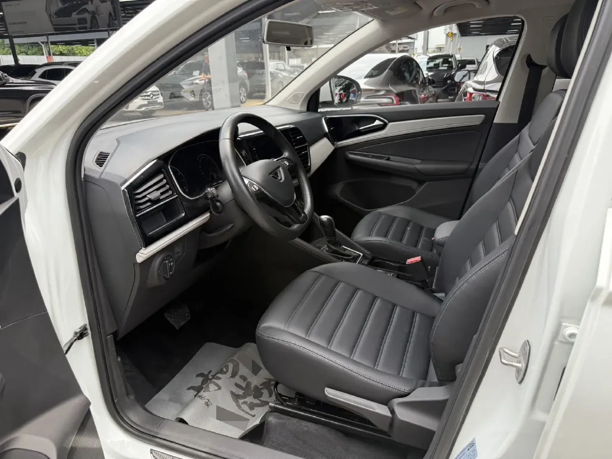 2023 Jetta VS7 1.4T 150HP L4 6AT,autocango,china used car exporter,china ev exporter,chinese used car exporter,chinese used ev exporter