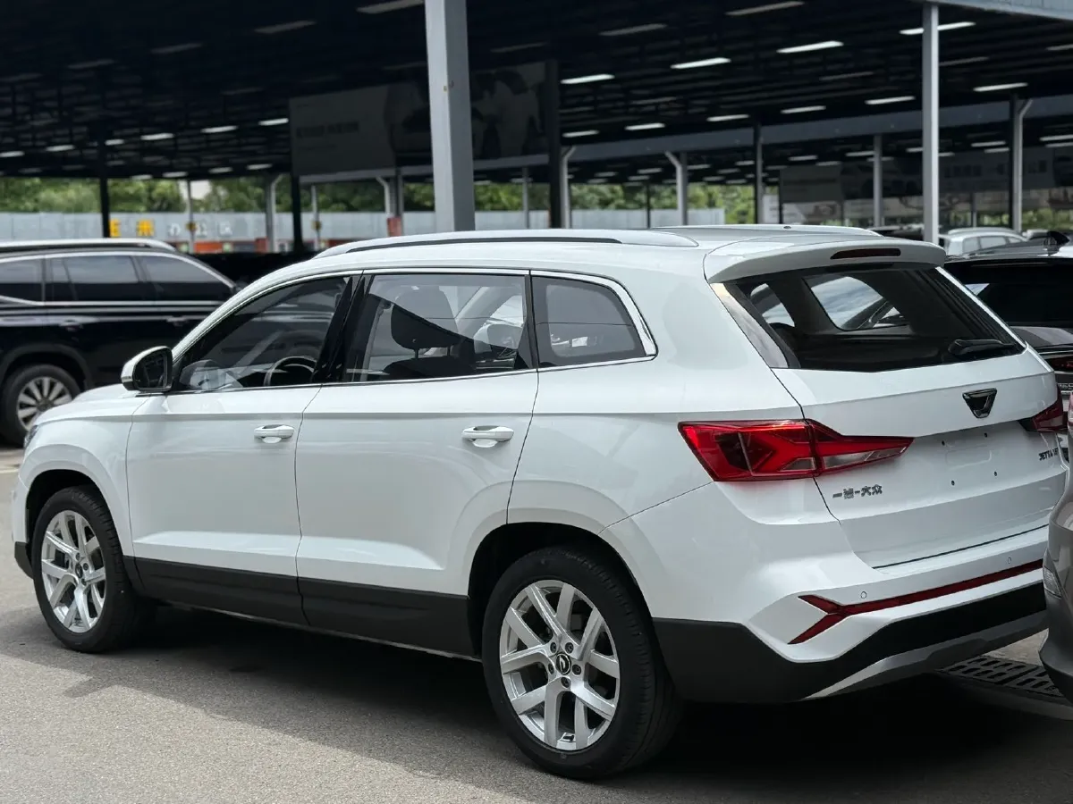 2023 Jetta VS7 1.4T 150HP L4 6AT,autocango,china used car exporter,china ev exporter,chinese used car exporter,chinese used ev exporter