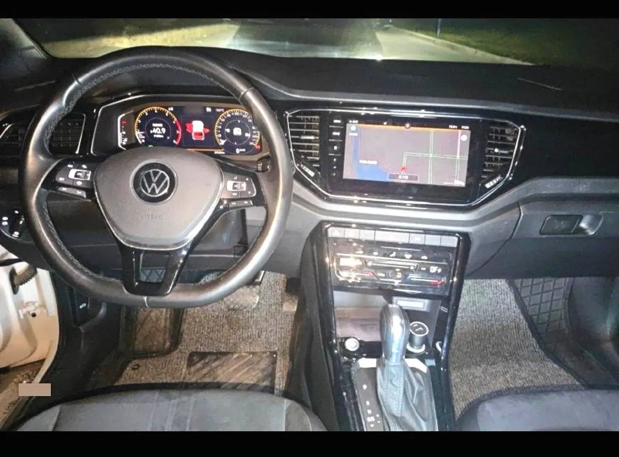 2021 Volkswagen T-Roc 1.4T 150HP L4 7DCT,autocango,china used car exporter,china ev exporter,chinese used car exporter,chinese used ev exporter