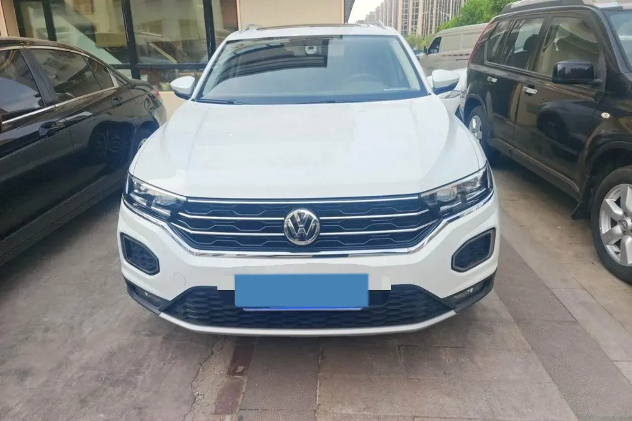 2021 Volkswagen T-Roc 1.4T 150HP L4 7DCT,autocango,china used car exporter,china ev exporter,chinese used car exporter,chinese used ev exporter