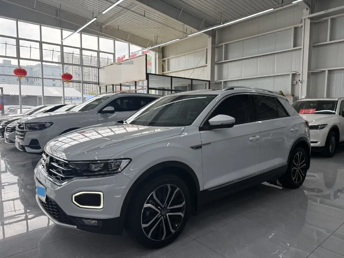 2022 Volkswagen T-Roc 1.4T 150HP L4 7DCT,autocango,china used car exporter,china ev exporter,chinese used car exporter,chinese used ev exporter