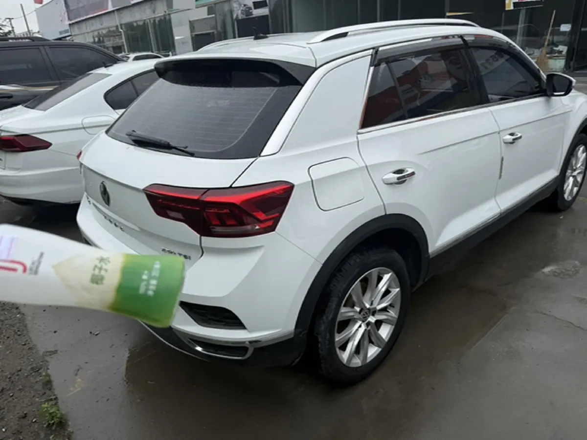 2020 Volkswagen T-Roc 1.4T 131HP L4 7DCT,autocango,china used car exporter,china ev exporter,chinese used car exporter,chinese used ev exporter