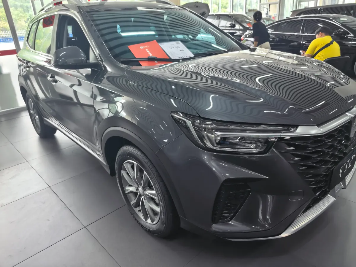 2025 Roewe RX5 1.5T 181HP L4 7DCT,autocango,china used car exporter,china ev exporter,chinese used car exporter,chinese used ev exporter