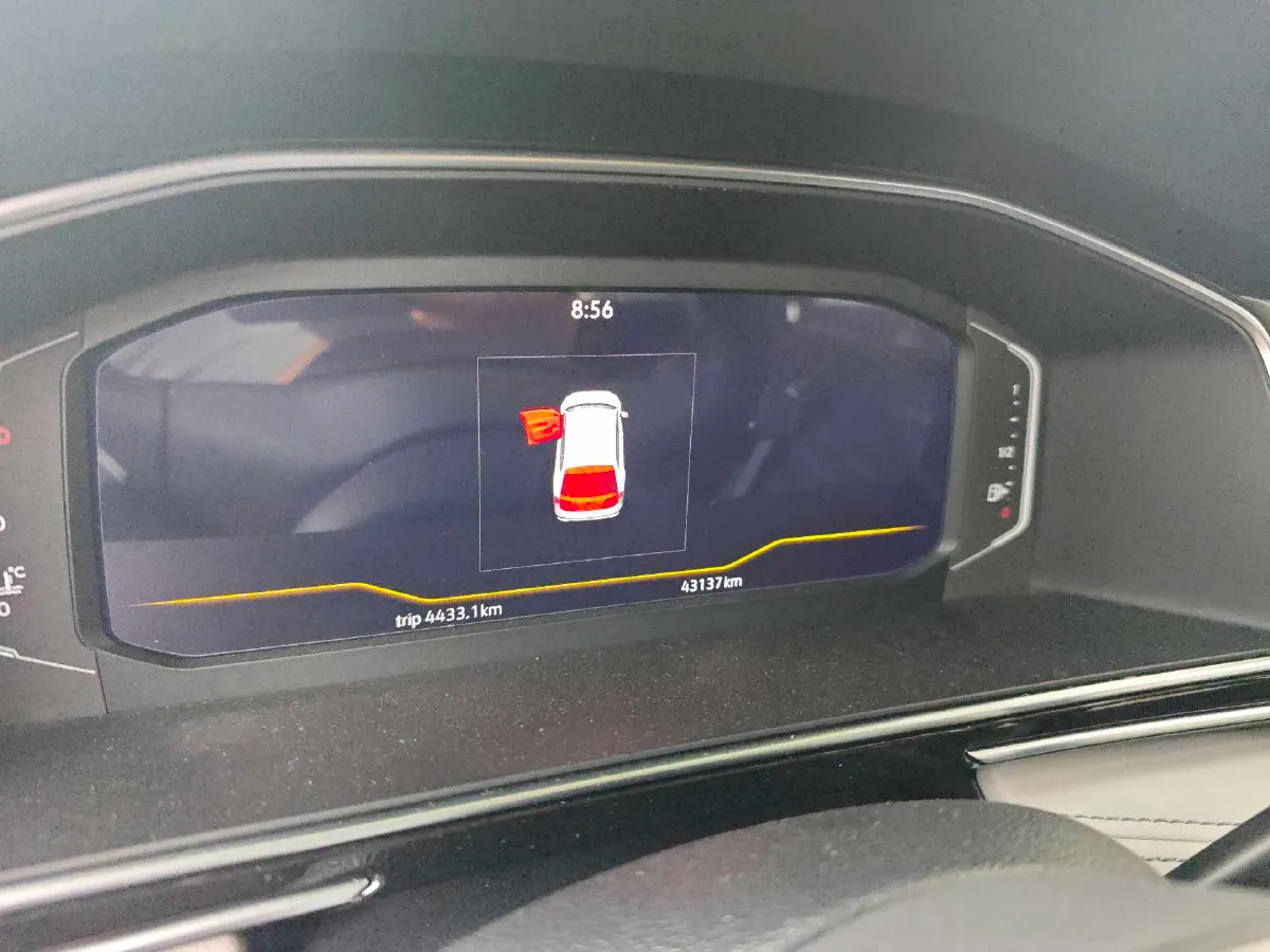 2023 Volkswagen Tiguan L 1.5T 160HP L4 7DCT,autocango,china used car exporter,china ev exporter,chinese used car exporter,chinese used ev exporter