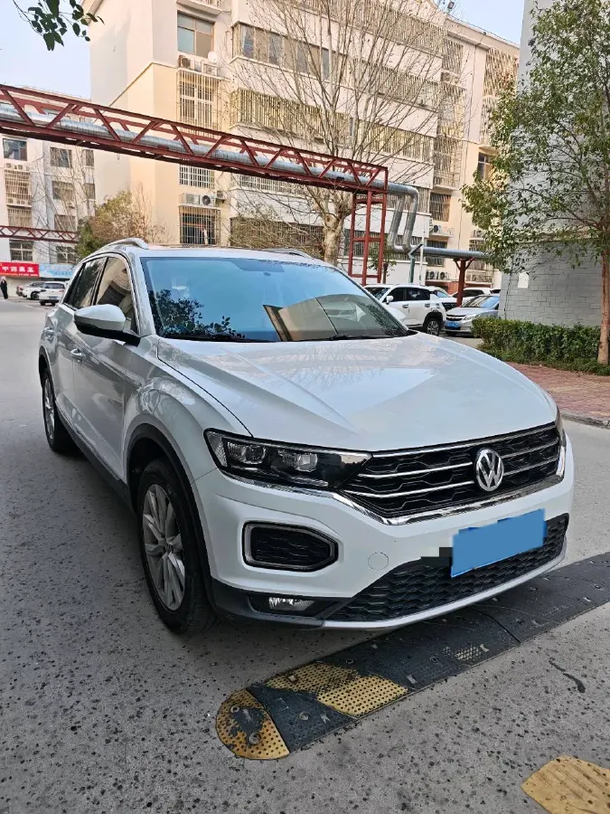 2019 Volkswagen T-Roc 1.4T 131HP L4 7DCT,autocango,china used car exporter,china ev exporter,chinese used car exporter,chinese used ev exporter