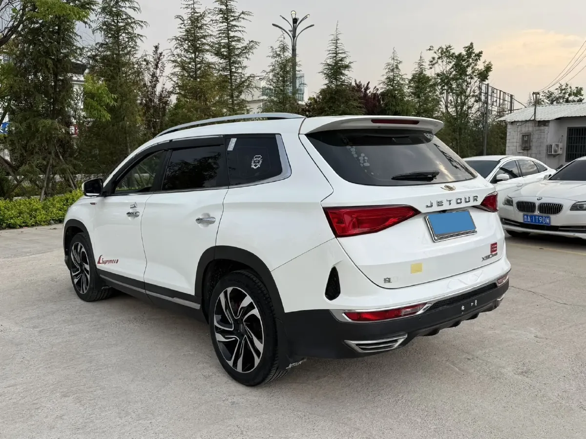 2019 Jetour X90 1.5T 156HP L4 6MT,autocango,china used car exporter,china ev exporter,chinese used car exporter,chinese used ev exporter