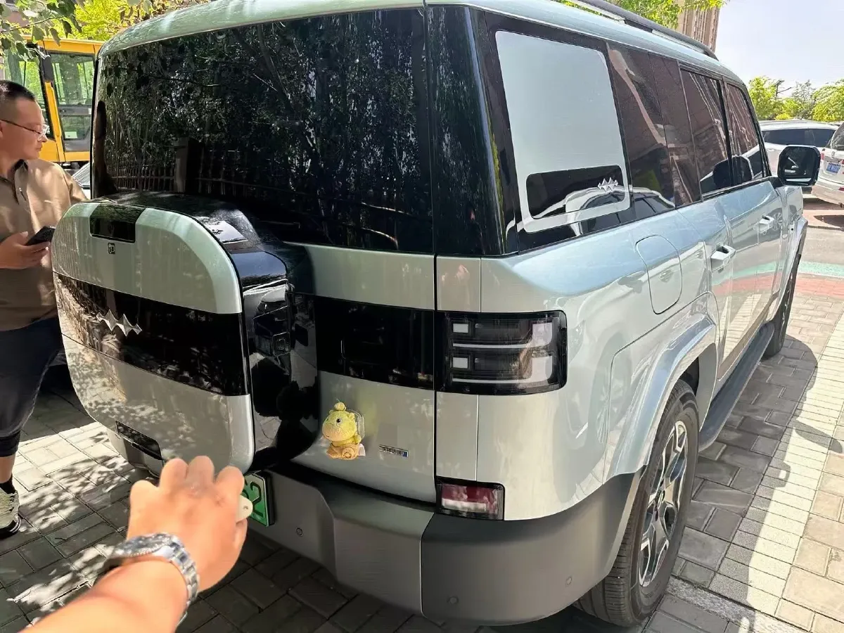 2025 FangChengBao Tai 7 1.5T 156HP L4 E-CVT PHEV,autocango,china used car exporter,china ev exporter,chinese used car exporter,chinese used ev exporter