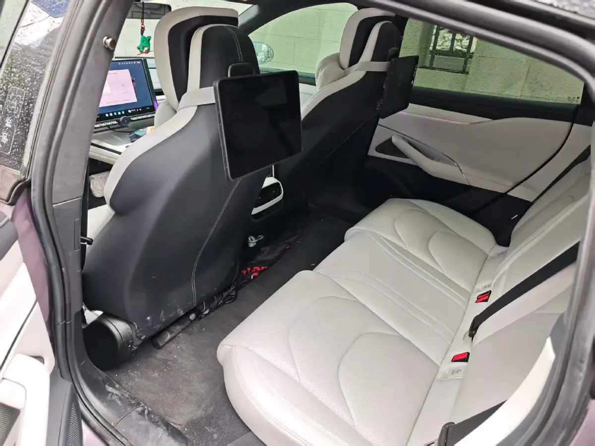 2024 MI SU7 BEV 101KWH,autocango,china used car exporter,china ev exporter,chinese used car exporter,chinese used ev exporter